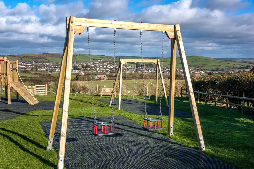 Multi Swing Wooden Outdoor Swing Set for Schools and Parks